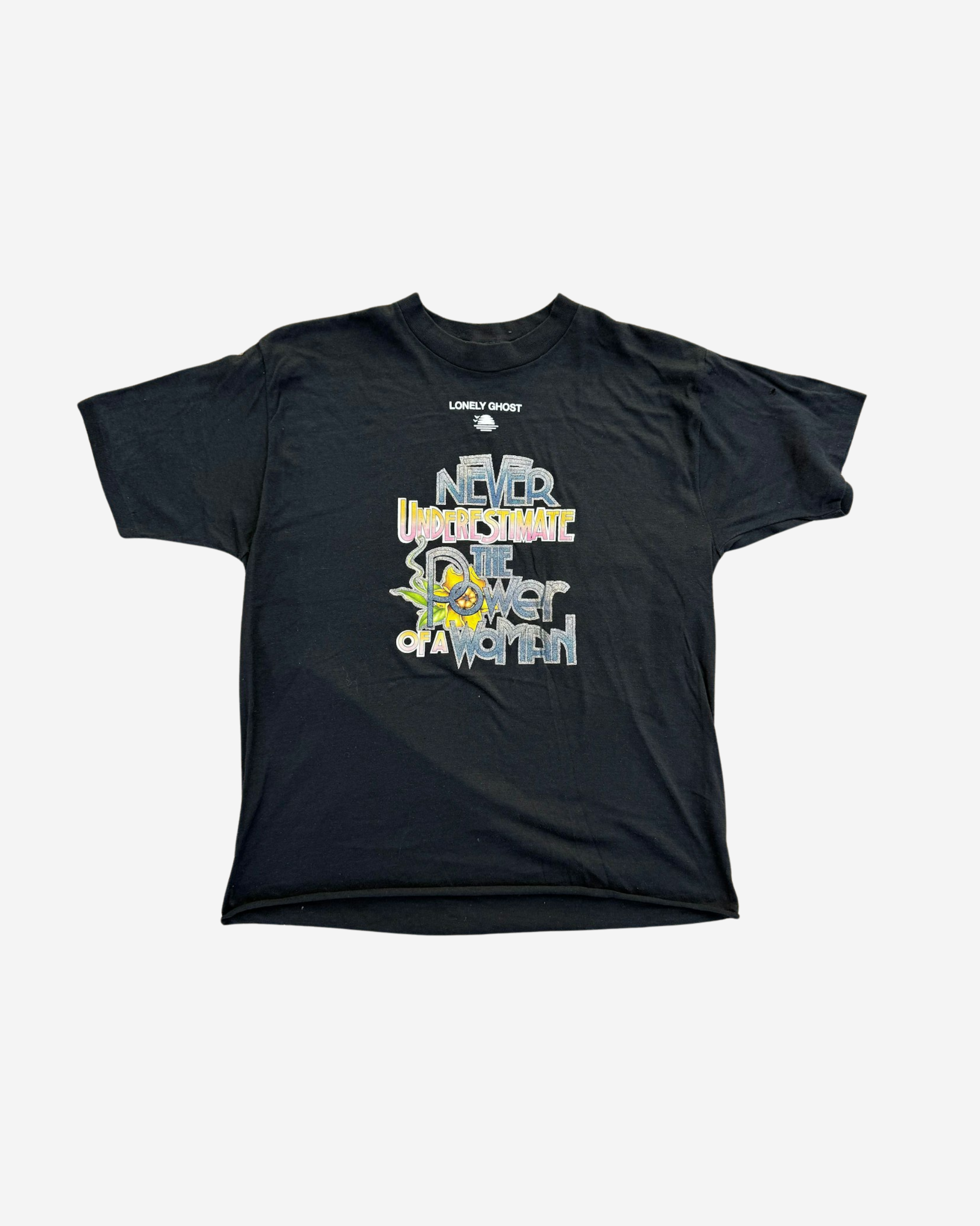 Sunset Oil Never Underestimate The Power Of A Women Tee